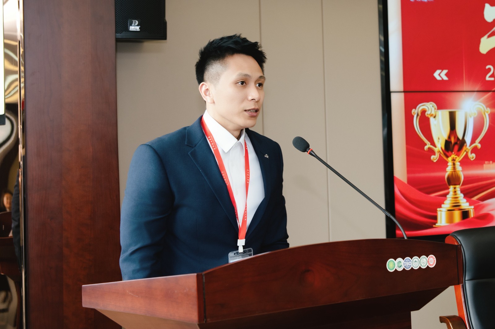 易順建工集團有限公司2025年年終總結會議圓滿落幕