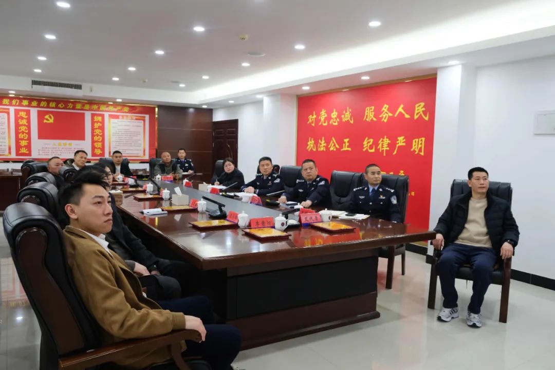 熱烈祝賀易順建工集團(tuán)有限公司總經(jīng)理李晉恒受聘松溪縣公安局黨風(fēng)政風(fēng)警風(fēng)監(jiān)督員