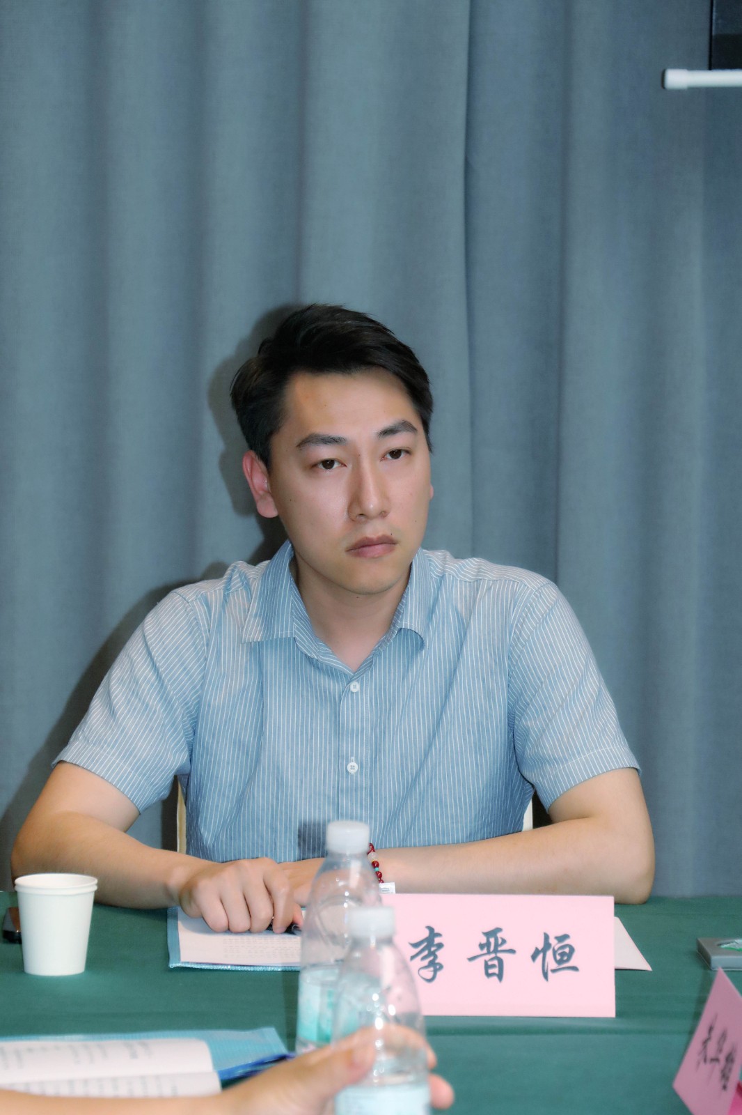 我司李晉恒總經(jīng)理參加南平市建筑業(yè)協(xié)會第八屆第十次常務(wù)理事會暨會長辦公會議