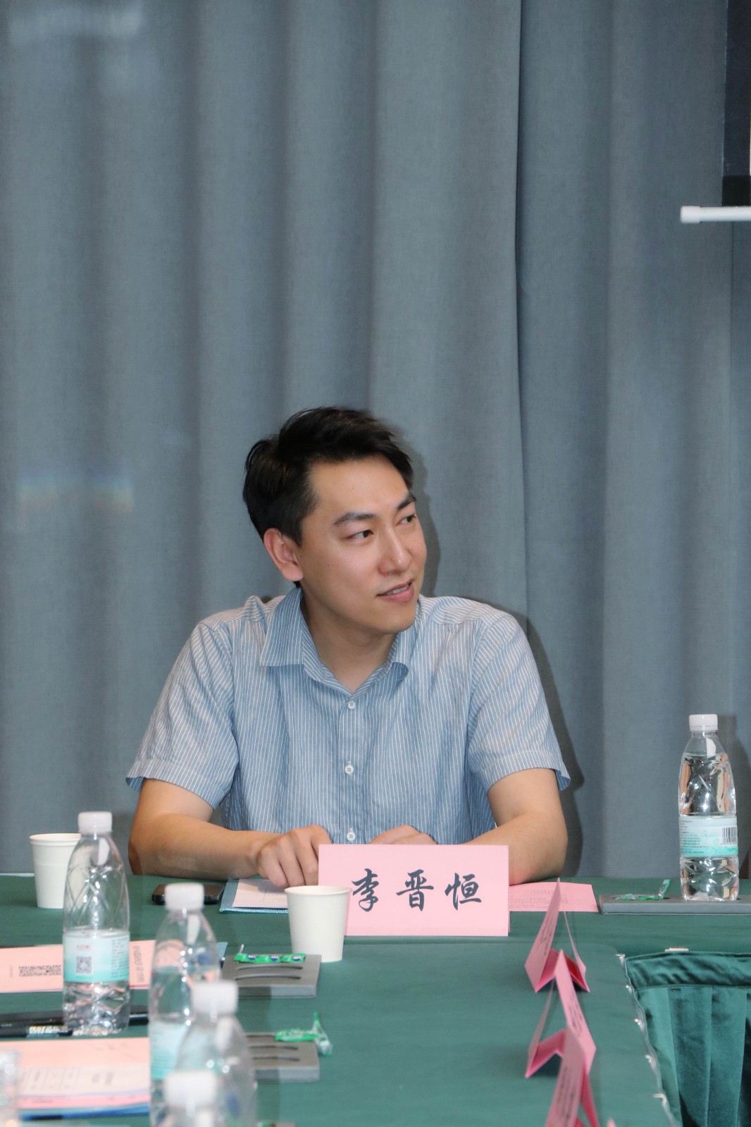 我司李晉恒總經(jīng)理參加南平市建筑業(yè)協(xié)會第八屆第十次常務(wù)理事會暨會長辦公會議